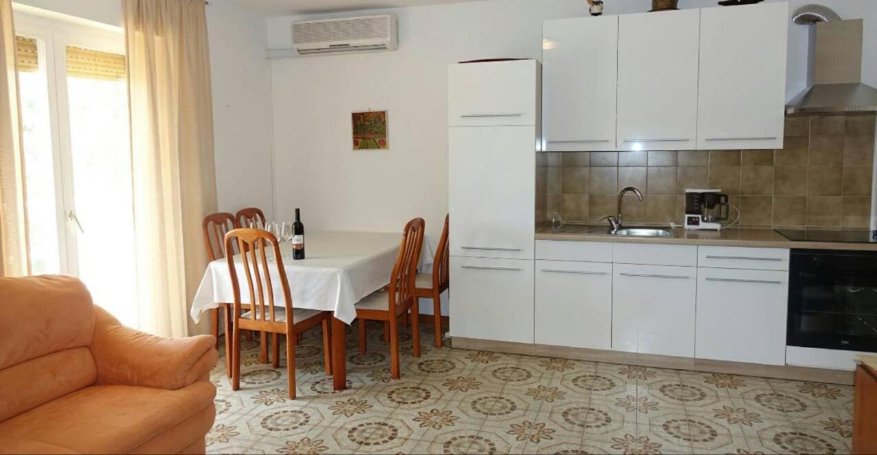 Calm Sea View Apartamento Banjole Exterior foto